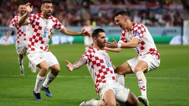 KAIYUN-姆巴佩焦点对战，穆雷与50激战老鹰分钟，大比分获胜胜负难料！