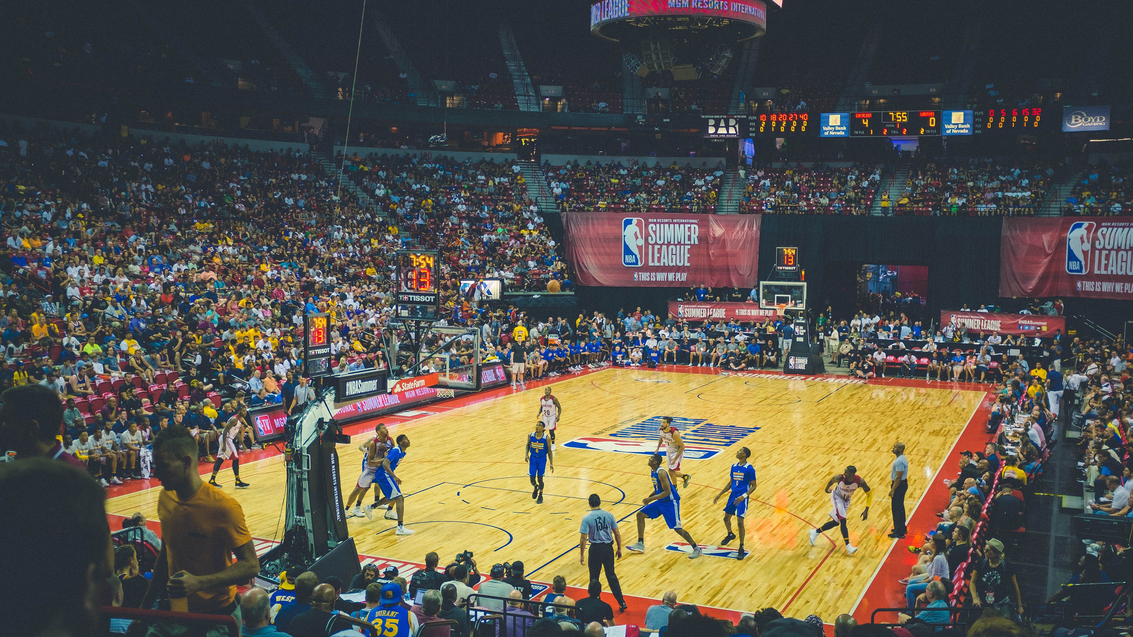 NBA常规赛半决赛爆出冷门！利物浦鏖战明尼苏达森林狼，争冠形势突变的简单介绍